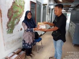 DIstribusi Telur Bagi KRS Minggu Ke 22